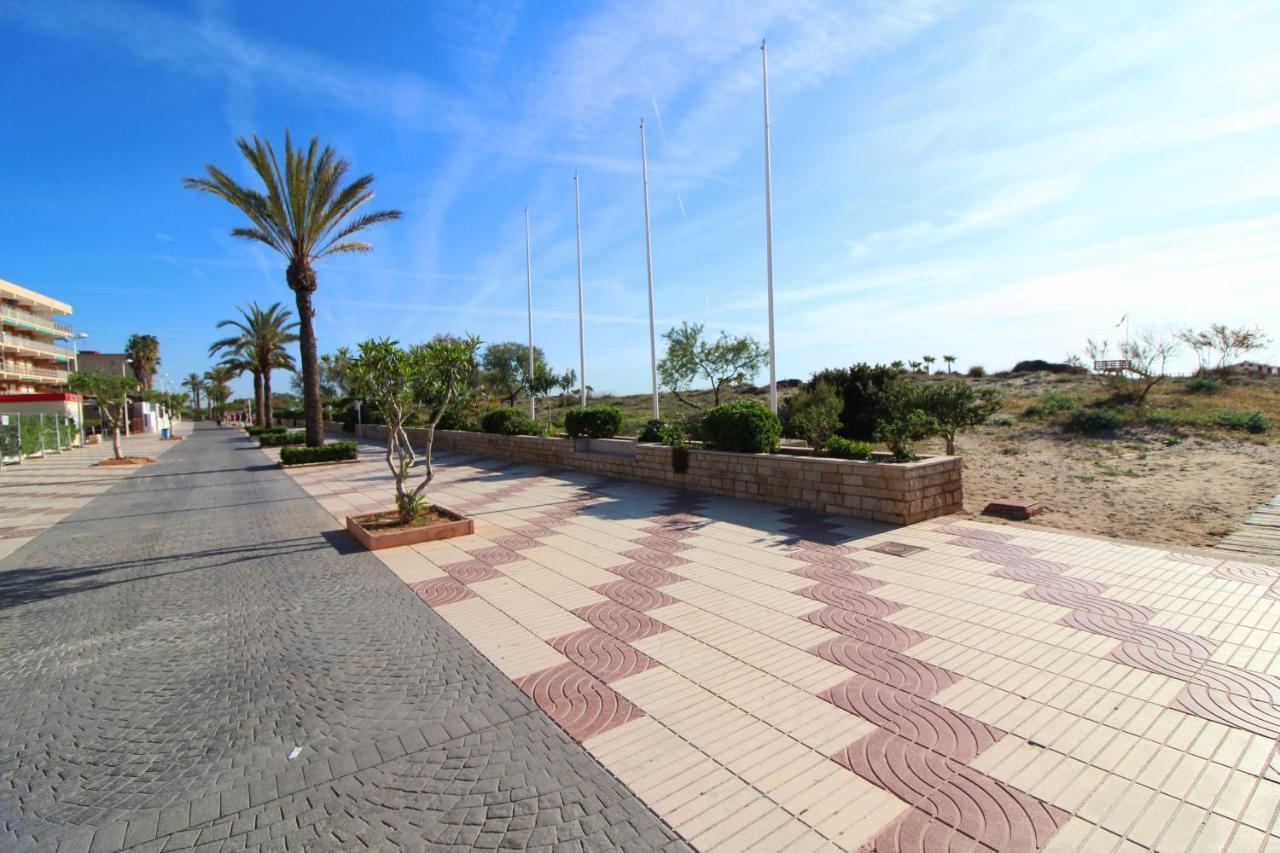 Global Properties, Moderno Apartamento Con Terraza Y Vistas Al Mar Канет-де-Беренгер Экстерьер фото