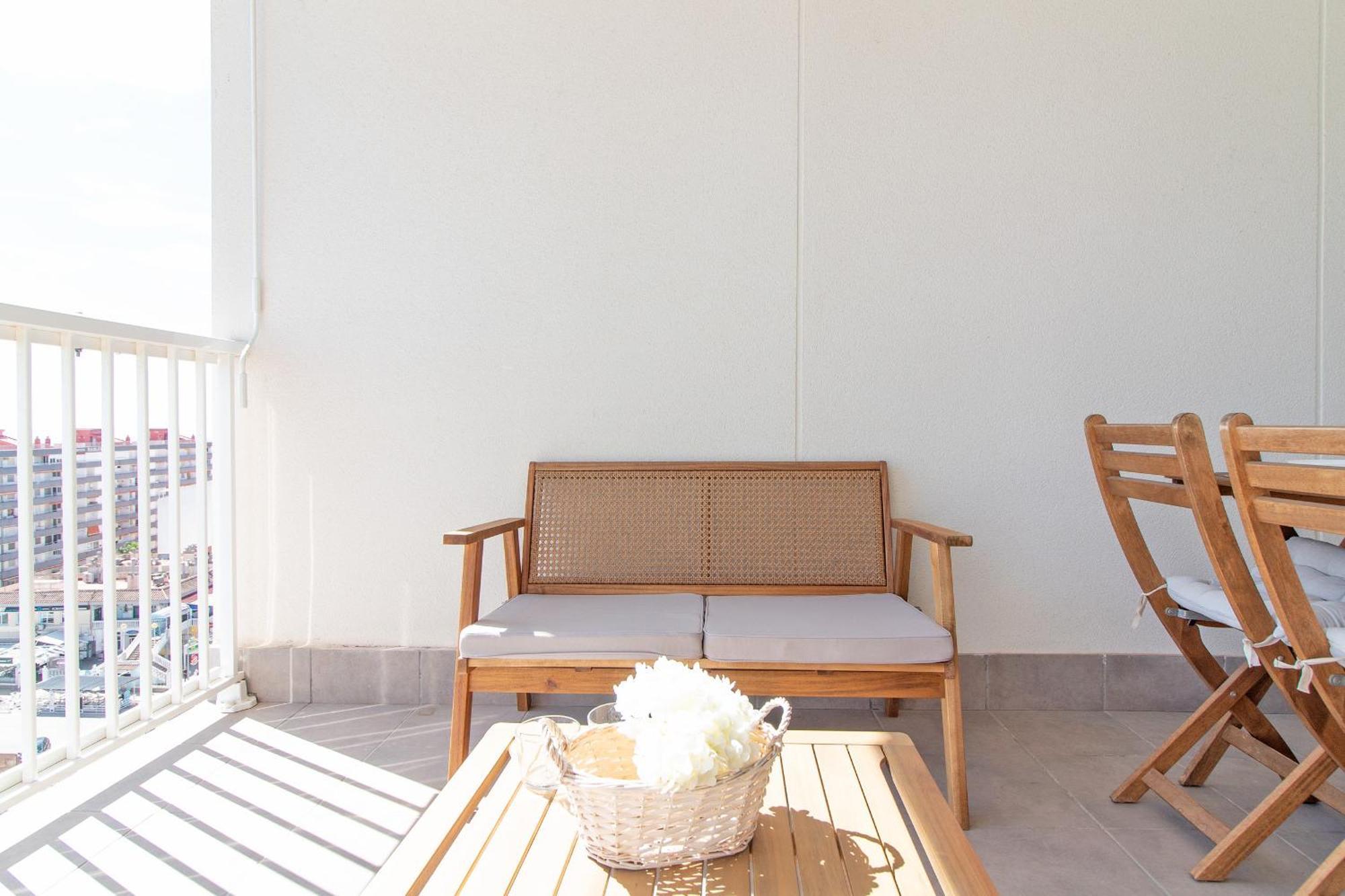 Global Properties, Moderno Apartamento Con Terraza Y Vistas Al Mar Канет-де-Беренгер Экстерьер фото